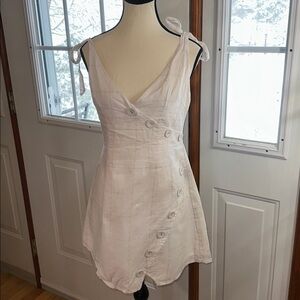 Linen-Cotton Blend White Sleeveless Dress With Grid Stitching